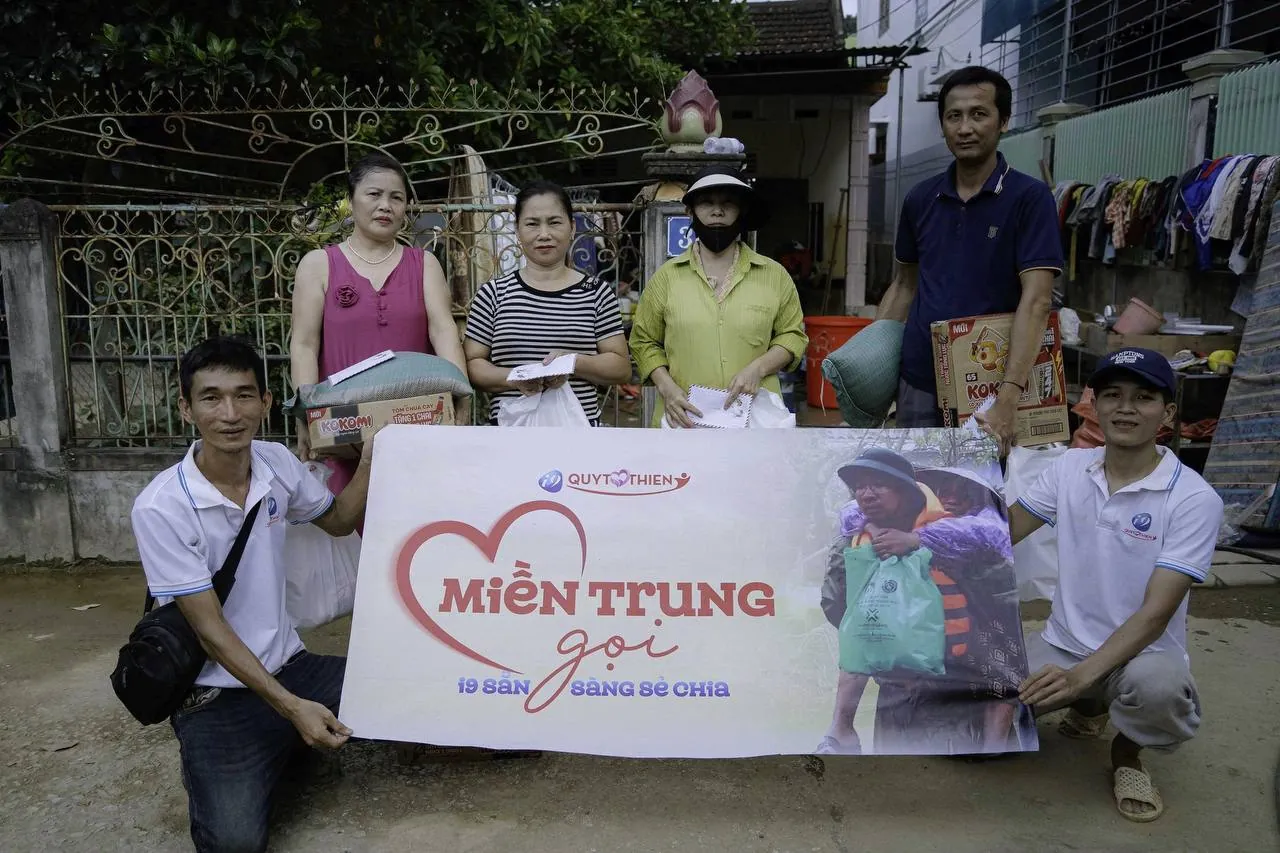 Biểu tượng chiếc khiên và dấu tick, thể hiện sự an toàn và uy tín của bet 789.